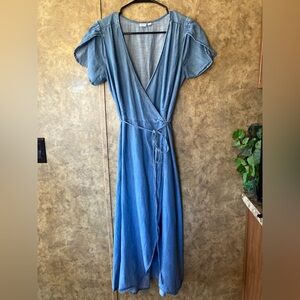 GAP Chambray Denim Jean Wrap Dress Blue Midi Maxi Tie Waist Boho Casual Small